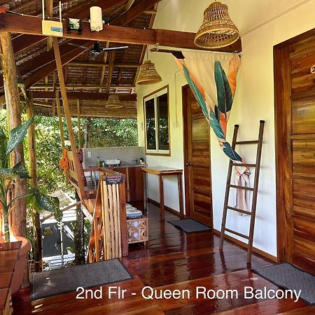 Wayans Siargao Homestay Хенераль-Луна Номер фото